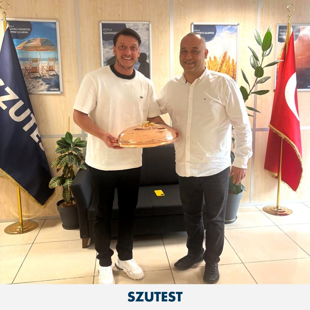 Futbol dünyasının efsane isimlerinden Mesut Özil'i ağırlamaktan büyük mutluluk duyduk. 🌟Futbol üzerine keyifli bir sohbet gerçekleştirdik. Mesut Özil'e nazik ziyaretinden dolayı teşekkür ederiz.
<a href="/M10/">Mesut Özil</a> 
.
.
#szutest #mesutözil #futbol #sohbet