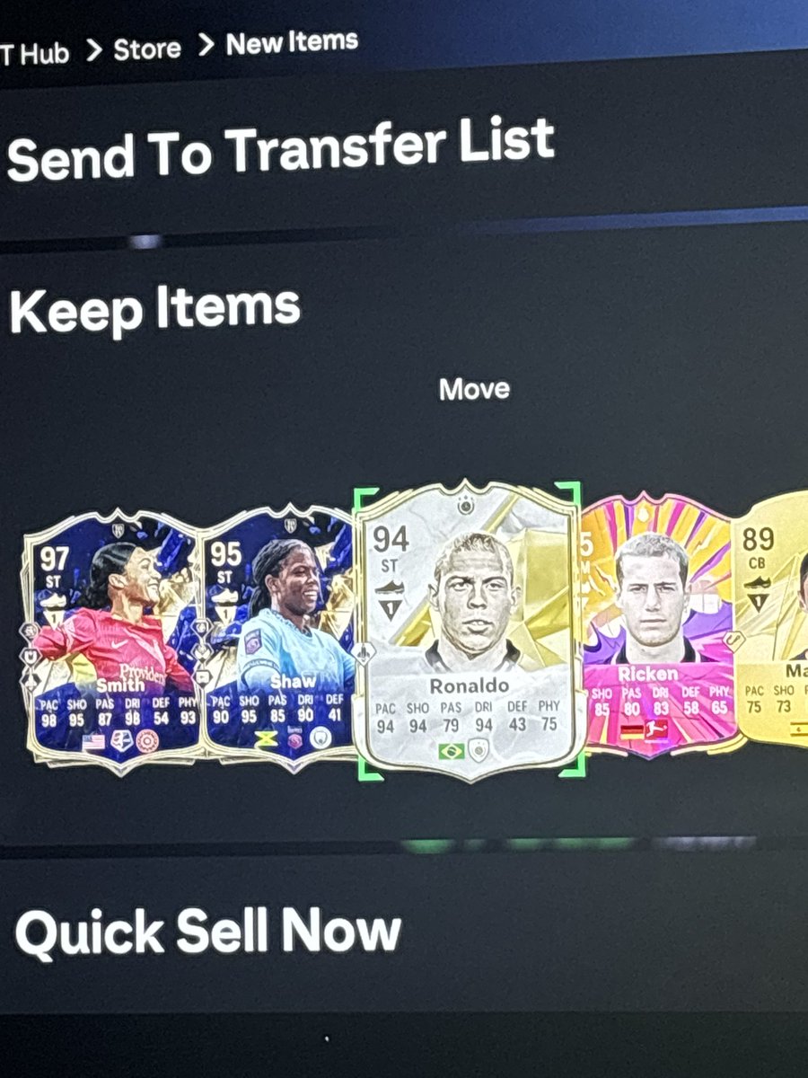 d1thot's tweet photo. @FUT24News How’s my luck? https://t.co/MhW61dZjT6