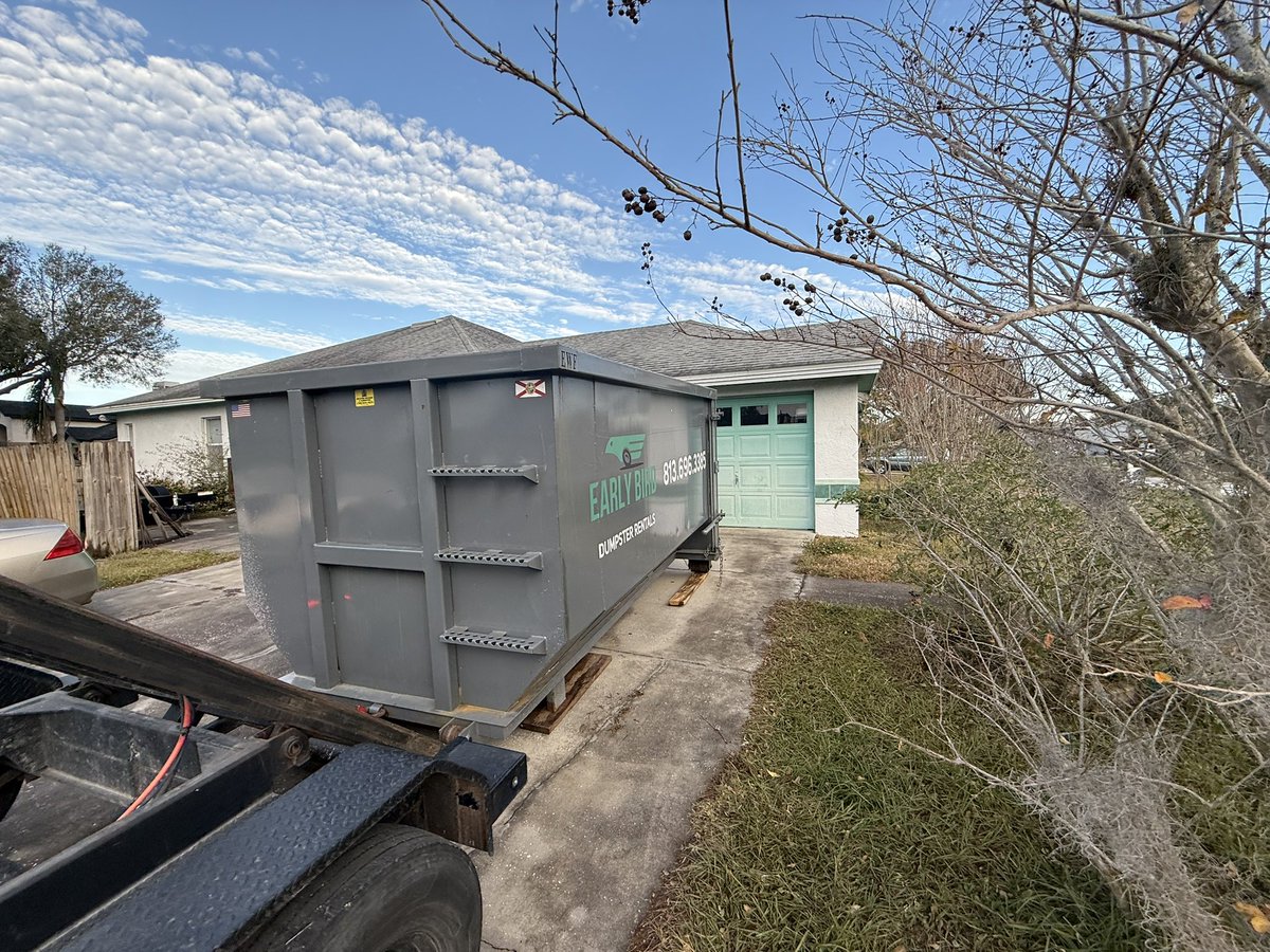 EarlyBirdWaste's tweet photo. We deliver dumpsters where is most convenient for you! https://t.co/ef5i43s7tV