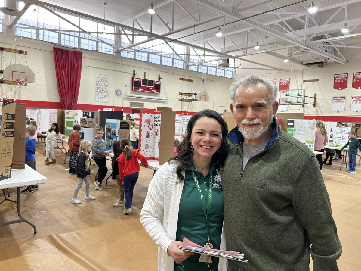 DrLauriSmith's tweet photo. Today was the District 58 Science Fair. I was lucky enough to be a judge partnered with the best guy, my dad.  My favorite work events are events I can bring my family to enjoy, too. 😍😍😍 #dg58pride https://t.co/pBhwiC3s9K