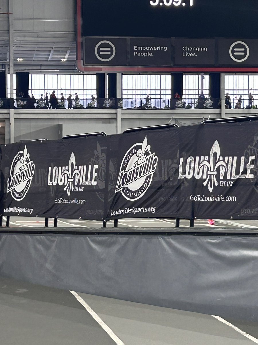 eric_granger88's tweet photo. Today is one of the largest track events of the year @NortonSLC . The Louisville Indoor Games presented by @SportsinLou. Hard to believe it’s the 5th year for the facility and this meet. Proud not only as GM of the facility but also a board member of the sports commission. https://t.co/OSUfiHDcVJ
