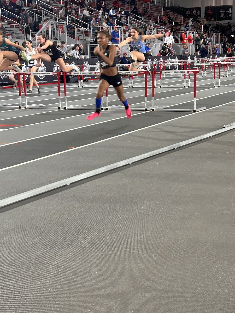 eric_granger88's tweet photo. Today is one of the largest track events of the year @NortonSLC . The Louisville Indoor Games presented by @SportsinLou. Hard to believe it’s the 5th year for the facility and this meet. Proud not only as GM of the facility but also a board member of the sports commission. https://t.co/OSUfiHDcVJ