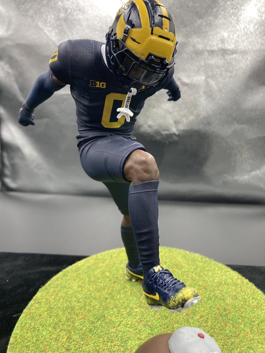 23’ Mikey Vs Brutus is a wrap - 
I kept tradition for the Suckeyes and dotted that 👁️😏🫡〽️🥃🏈