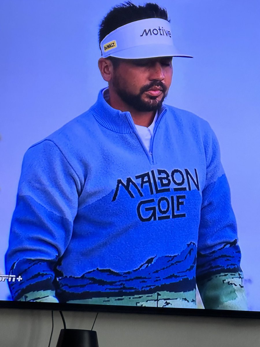 Jason Day’s fit today is very Bob Ross <a href="/PGATOUR/">PGA TOUR</a> @MalbonGolf — kinda love it #malbongolf #jasonday #pgatour #torreypines