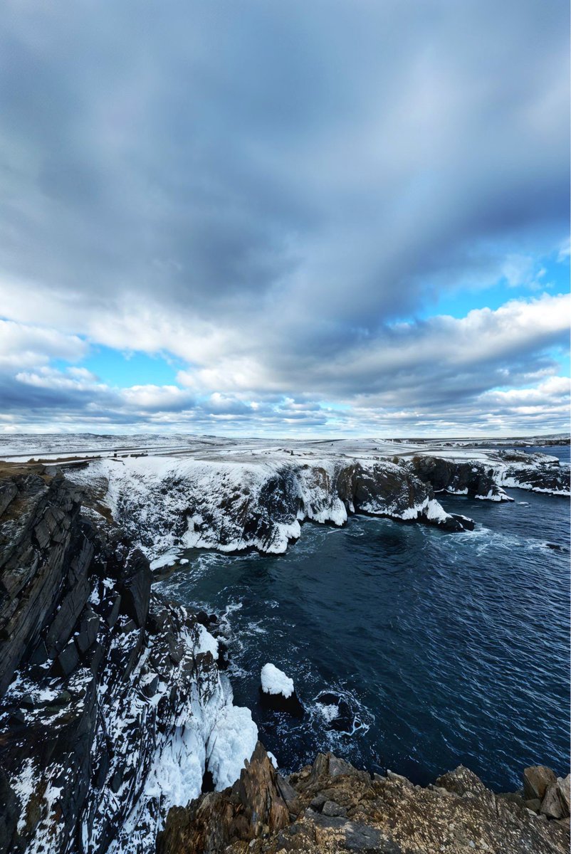 GrayMarker99's tweet photo. I always love the look of the landscape next to the ocean during the winter months.

Bonavista, NL. 🇨🇦 https://t.co/alaNDebwYw