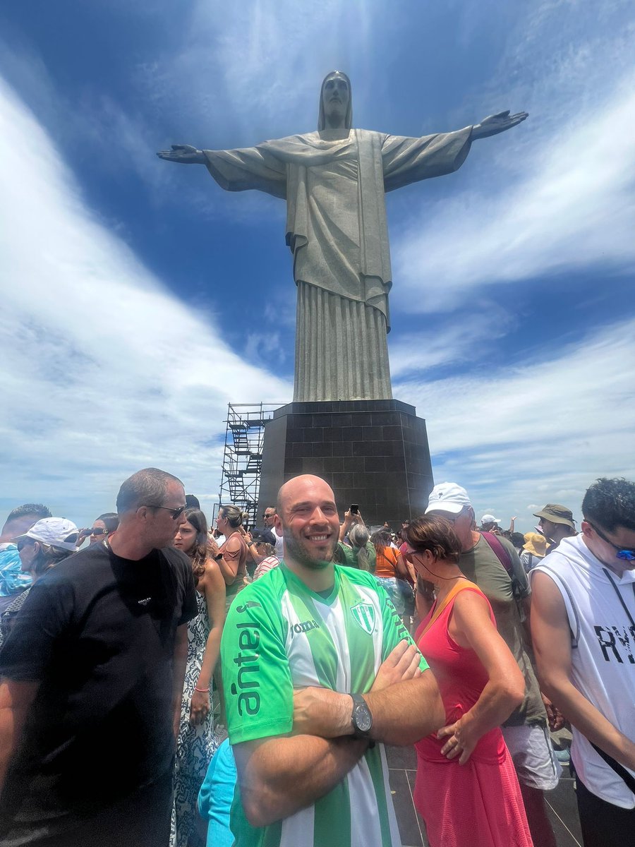 Hay cosas que no cambian
A todos lados 💚🤍🇳🇬