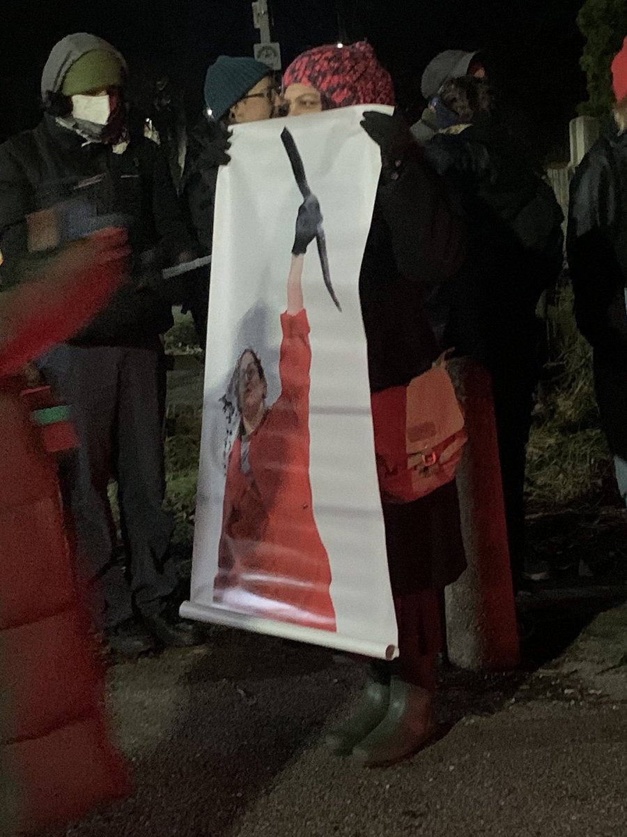 LindsayNorthWe1's tweet photo. We’re outside New Hall women’s prison inYorkshire wishing political prisoner Francesca Nadin a happy birthday. Shouts from prisoners can be heard & Bella Ciao being sang from both sides of the prison wall. Solidarity is the moat powerful weapon we have. #FreeFrancesca #Palestine https://t.co/lICTkf7GGB