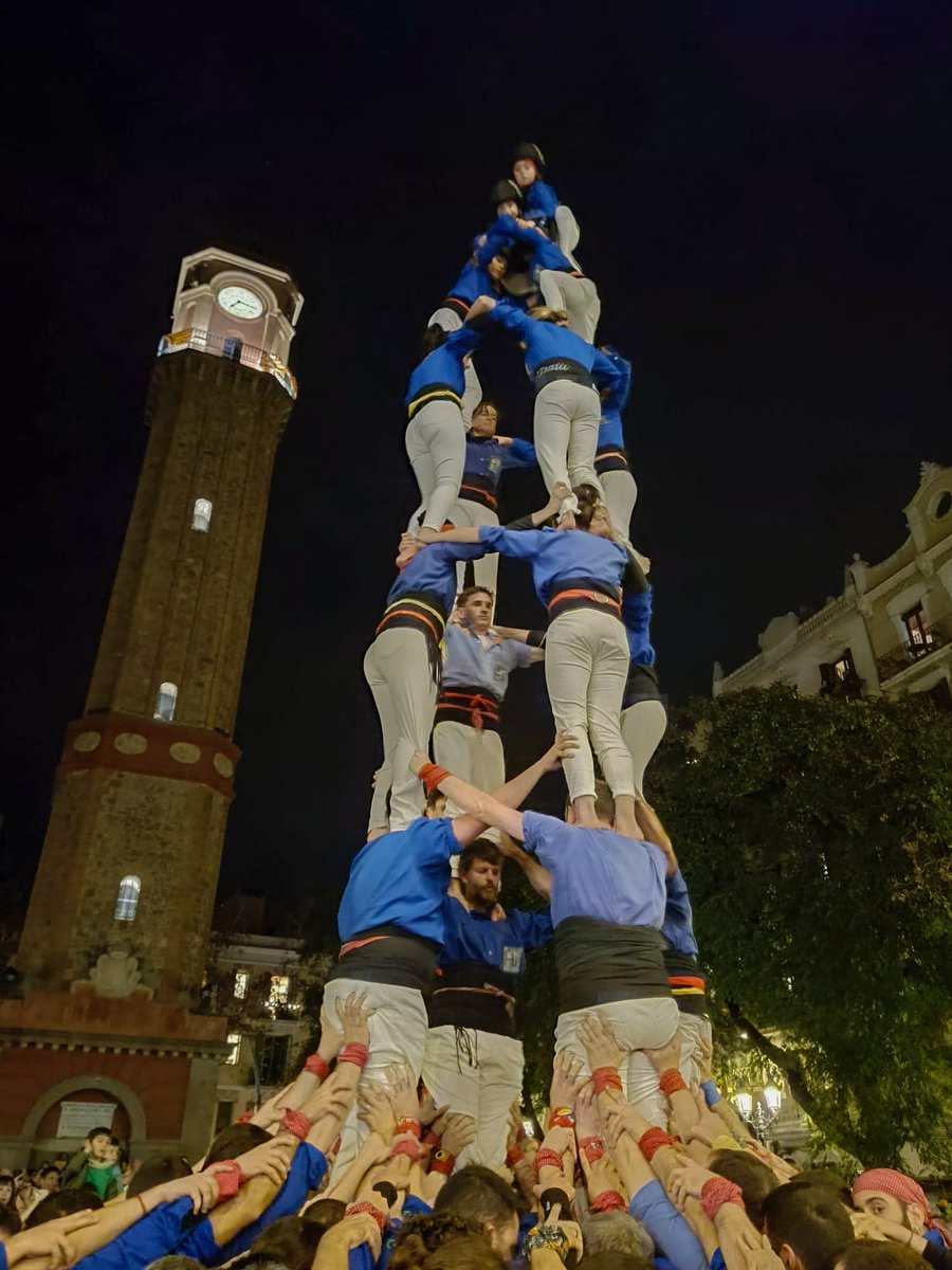 Castellers de la Vila de Gràcia tweet media
