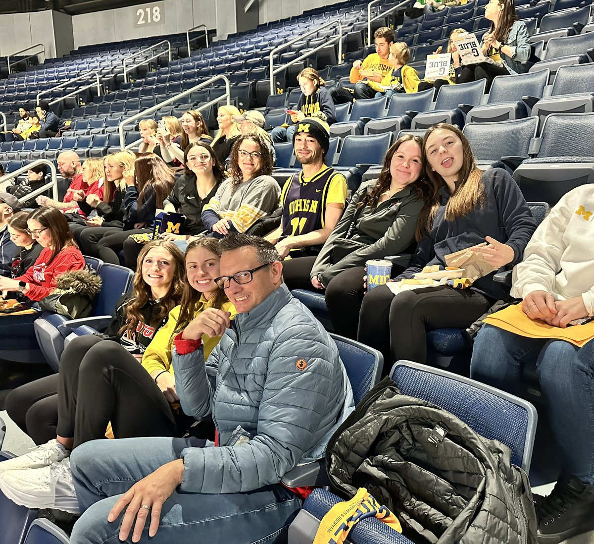 Clinton Girls Basketball (@clintongbball) on Twitter photo Tough game for Michigan but an awesome day of college basketball with our players and families!
<a href="/ClintonAthletic/">Redwolves Athletics 🐺</a> Tough game for Michigan but an awesome day of college basketball with our players and families!
<a href="/ClintonAthletic/">Redwolves Athletics 🐺</a>