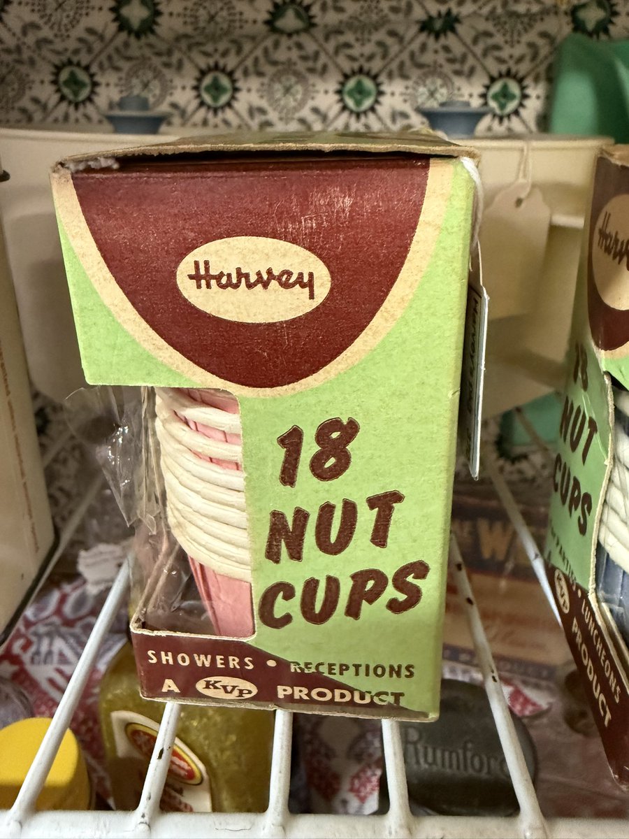 select a bonus tweet media