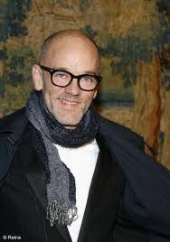 yesterdaypills's tweet photo. "Per me i Beatles non sono mai stati altro che musica da ascensore. Non ho mai capito cosa ci fosse di così grande in loro. "
Micheael Stipe dei R.E.M.

Qualche mese dopo qualcuno chiese a Ringo Starr dei commenti fatti da Stipe, ai quali Ringo rispose così :
"I R.E.M. sono una bella band, ma se non fosse stato per i Beatles prenderebbero ancora le scale, non l’ ascensore." 😂😂

Il dell’umorismo, uno dei tanti pregi per i quali tutti noi amiamo Ringo.
#RingoStarr #Beatles #REM #Yesterdaypills