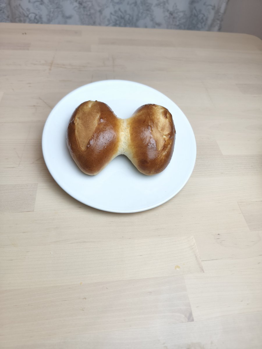 EasyFoodYoutube's tweet photo. Quand deux petits pains sont amoureux ! #painmaison #2024shorts #reels #memes #trends #bread 

https://t.co/Z0vheeOnef https://t.co/wXl38FhWhT