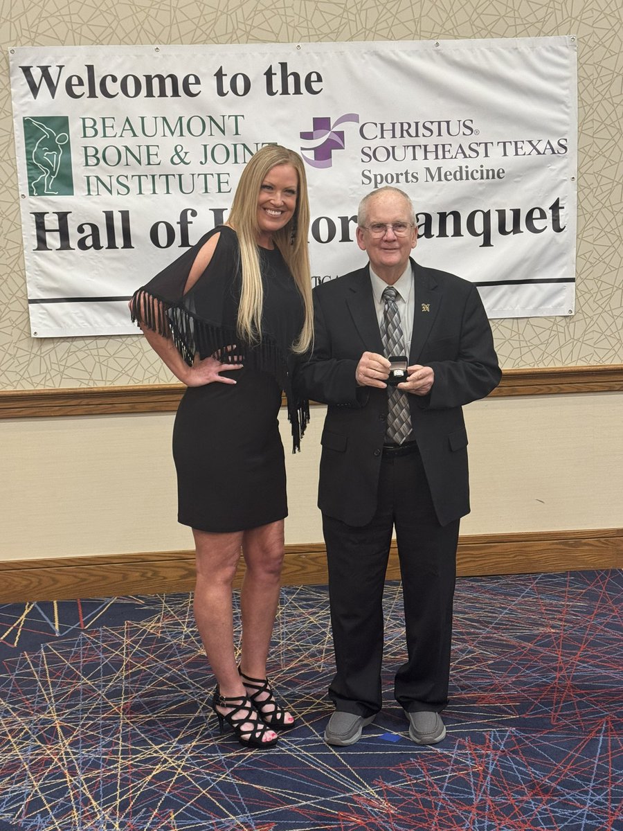 SETCA_Coaches's tweet photo. Congrats Coach Delbert Spell being inducted into the SETCA Hall of Honor! #Legend #SETCA https://t.co/ZuN3EEoHg9