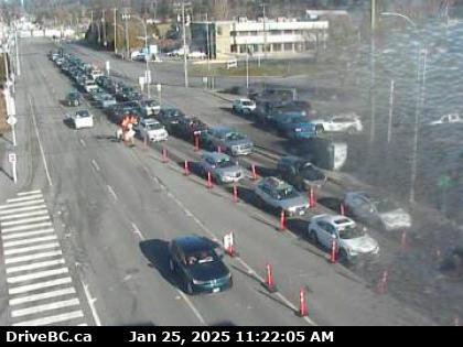 NewsRadioVAN's tweet photo. 11:24 am Estimated #BorderWaitTimes
Southbound to US 🇨🇦➡️🇺🇸
#PeaceArch 40 min (Pic courtesy @DriveBC)
#Pacific 60 min (2nd pic)
#Alderbridge 5 min
#Sumas 5 min
Northbound to Canada 🇺🇸➡️🇨🇦
#PeaceArch 15 min
#Pacific 5 min
#Alderbridge 10 min
#Sumas 15 min 
@DriveBC https://t.co/koSRw8JRes
