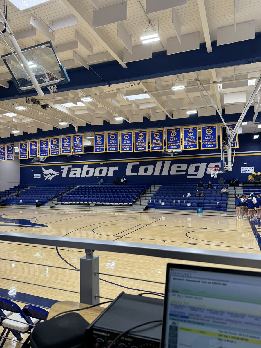 mackerz34's tweet photo. We’re on the road with both Oklahoma Wesleyan basketball teams as they face off against Tabor College. Women tip at 2 with the men to follow.
KWON AM 1400/FM 93.3 &amp; 95.1 for the call https://t.co/CP61O8eAqn