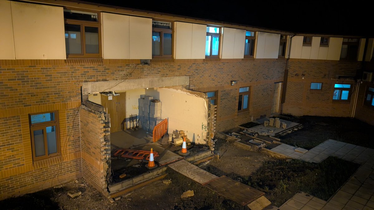 R Jennings tweet media