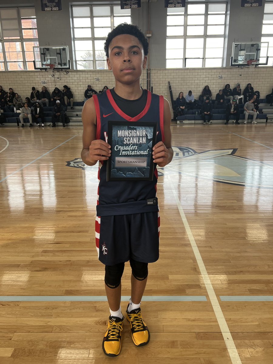 KennedyHoops_'s tweet photo. Despite the tough loss to a strong Murry Bergtraum team many bright spots in the Crusader Classic today. 

Thank you @ScanlanHoops for the hospitality. 

Congrats to 6’7 SR Mike Cunningham on receiving the scholar athlete award and 5’6 Freshman Se’nre Tuitt on Sportsmanship award https://t.co/kgTkeTitt1