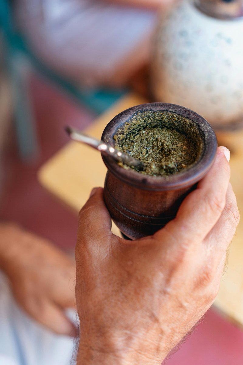 #YerbaMate makes the third most popular caffeinated drink in the world, but it’s unrelated to tea and coffee. The first reconstruction of its genome is helping us understand how multiple species have evolved to synthesise caffeine.
elifesciences.org/articles/10475…