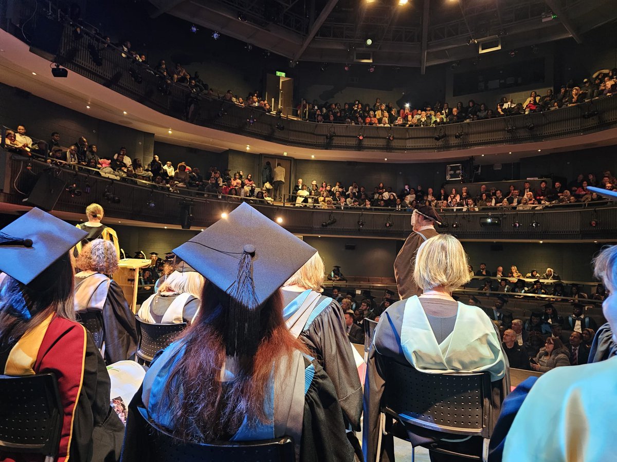 Midwife_VC's tweet photo. Fantastic to see so many familiar faces. Many of whom @LG_NHS have #TrainedAndRetained.
Privileged to have participated in the academic procession & sit on stage. This different perspective allowed us to not only see your joy, but the pride of your loved ones. ❤️
#InItTogether https://t.co/8A2ahM4xma
