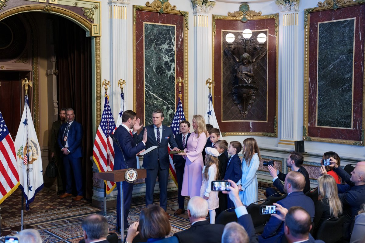 The White House tweet media