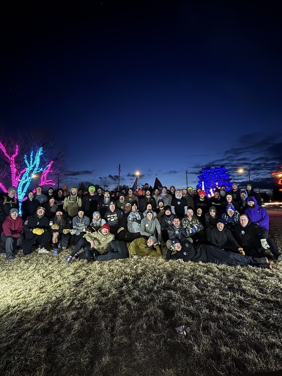 huck_f3's tweet image. 19 degrees while 68 PAX celebrated the #Flagplant at the newest of @f3Nation AO's out in Kuna (Qna), ID.

We're calling this one Interceptor as it's hosted at Bernie Fisher park. Bernard Fisher is a MOH recipient and flew interceptors. Gives me chills. #respect

Also the site of…