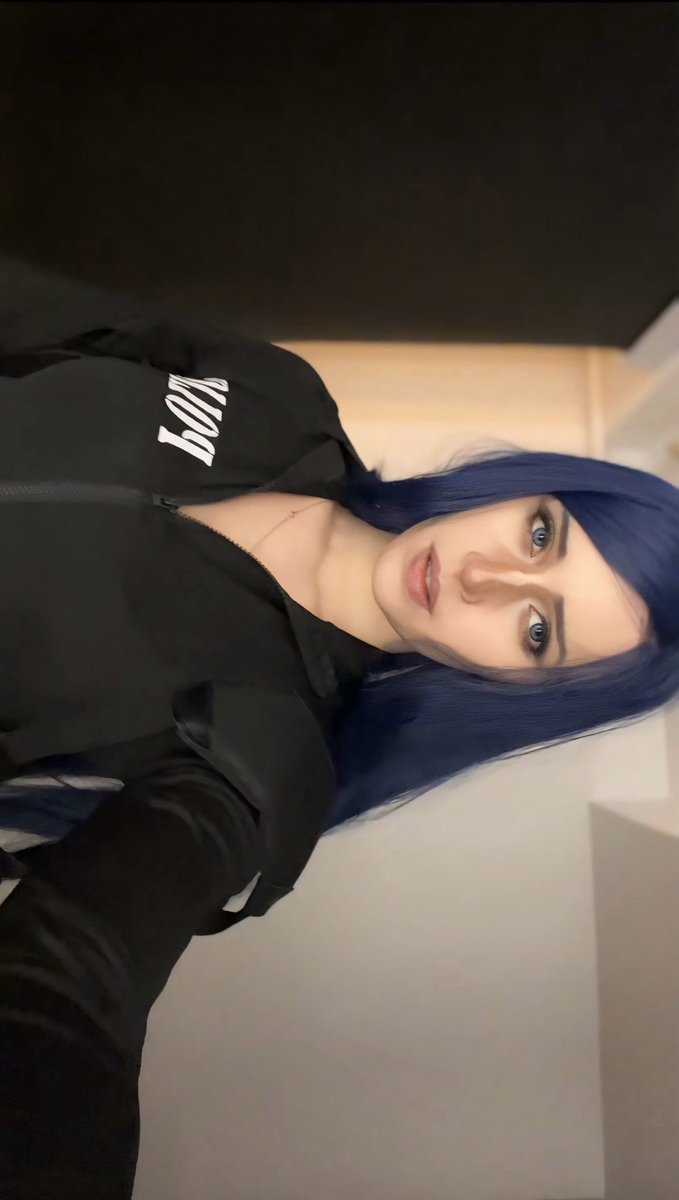 forgot to post this pic of my cait  #cosplay