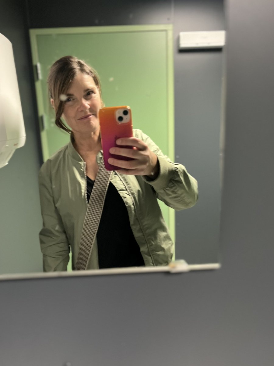 Daphne_dB tweet media