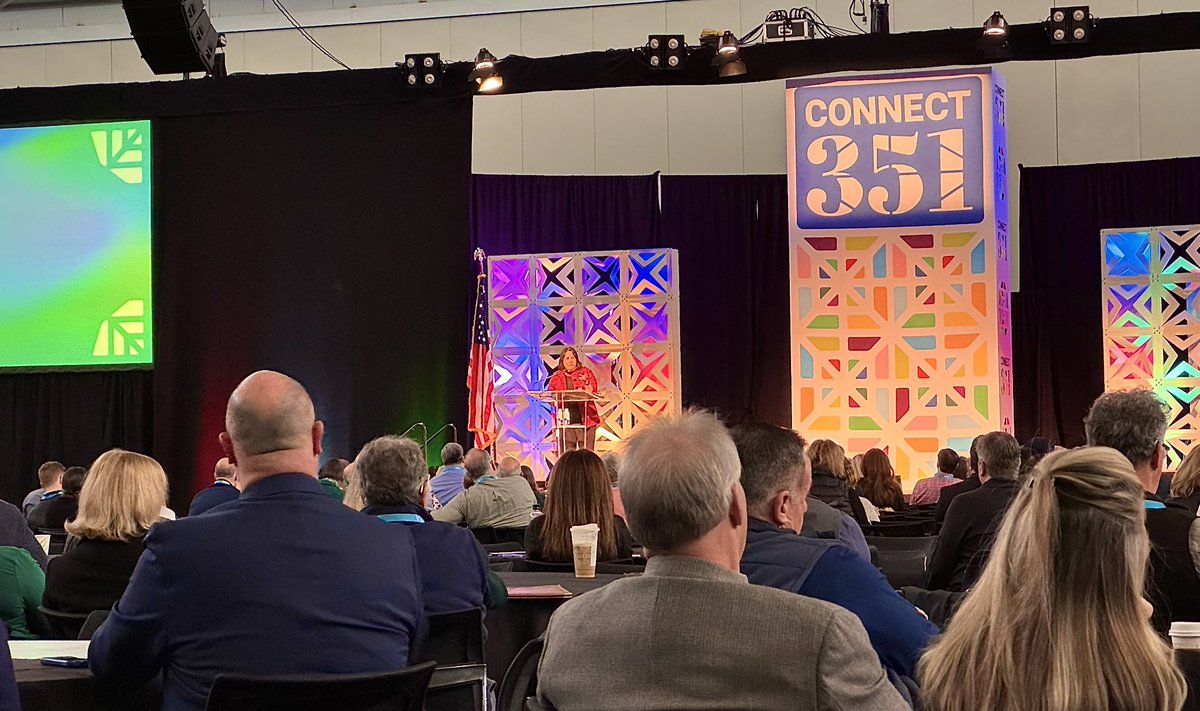 Jennifer Raitt tweet media