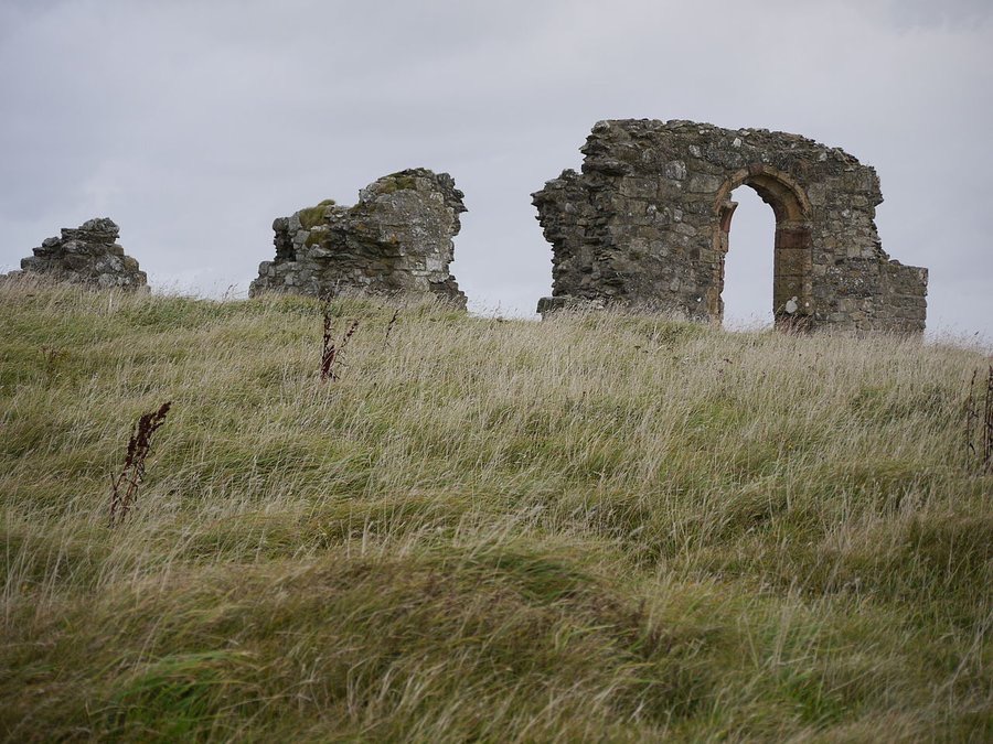 25 Jan: feast of the 5/6th century #nuntastic Dwyn or Dwynwen whose church was at Ynys Llanddwyn, #Anglesey (Smabs Sputzer from Stockport/NLW)  Today, Dydd Santes Dwynwen, is kept by many as a Welsh equivalent of Valentine's Day.  Her cult was suppressed in the 16thC.