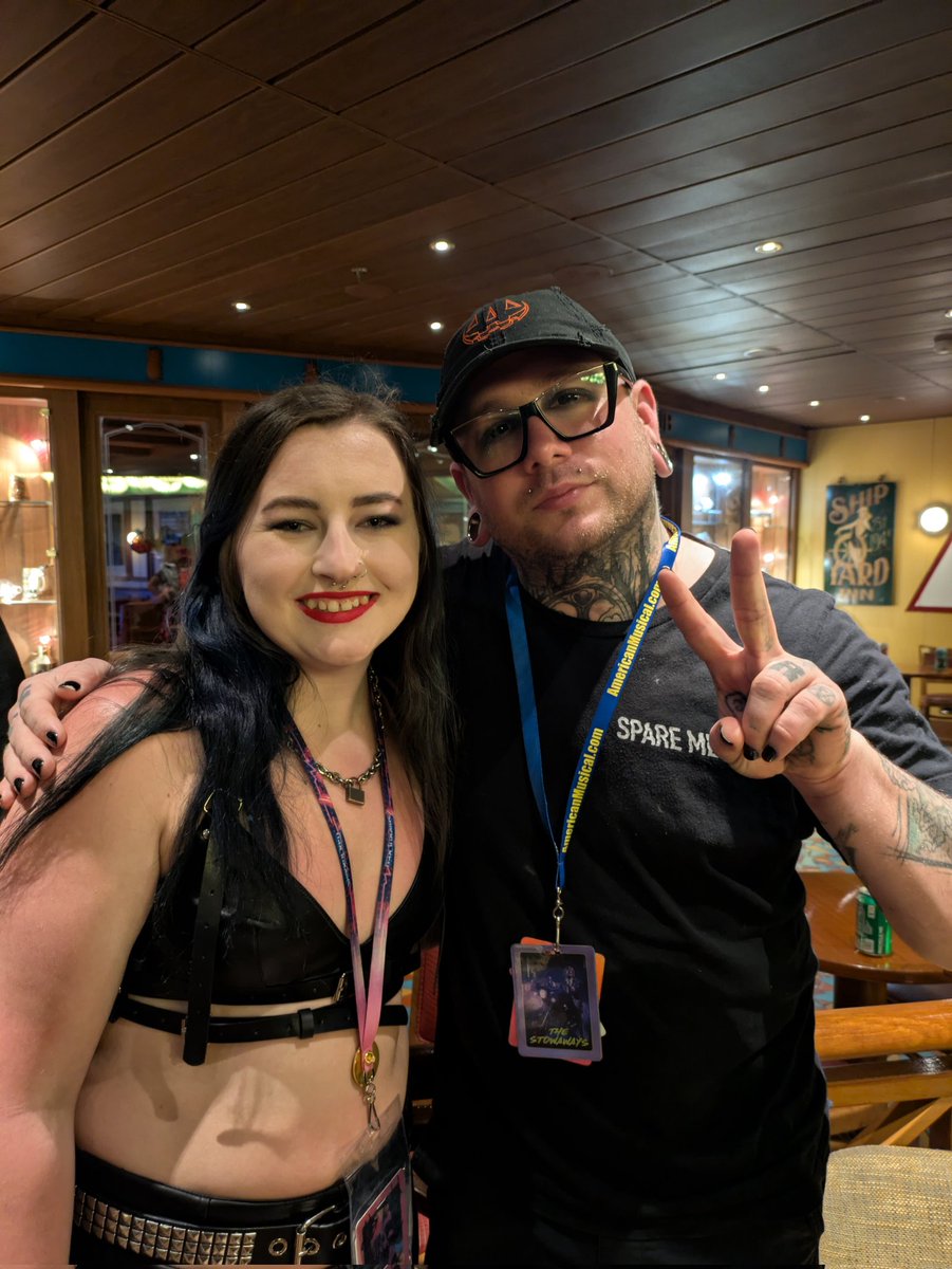 Ahhhhhh look who I finally got to meet on shiprocked <a href="/JoshBalz/">Joshua Balz</a>