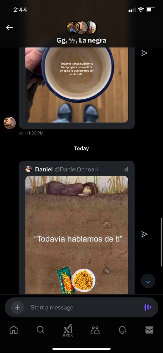 Red de apoyo y de memes, básicamente. 🤣