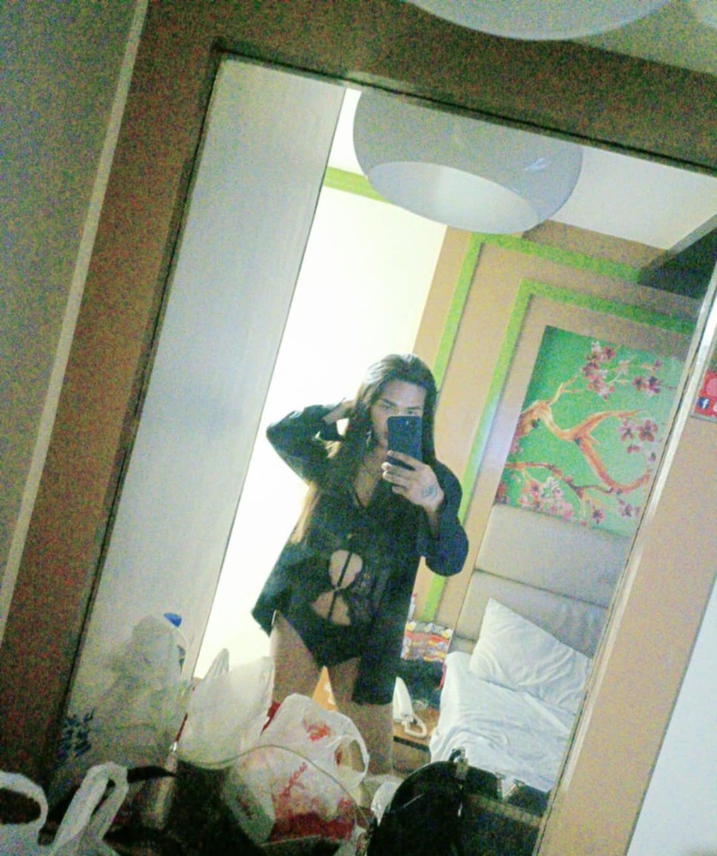 itz_memackie's tweet photo. Fuck me  daddy 💦💦 https://t.co/5V12w3owX3