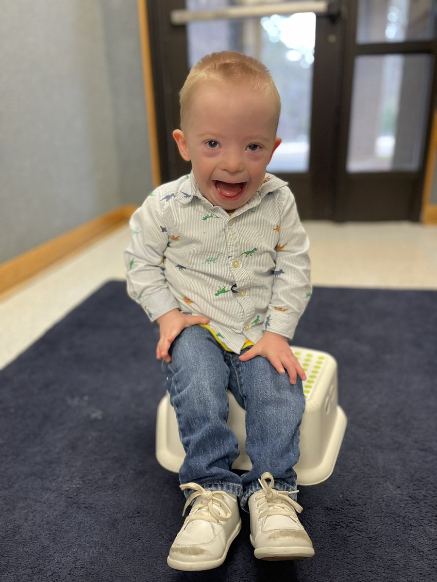 SproutPeds's tweet photo. Gabe is working on sit to stands to strengthen his lower body and #core! This is going to help with other skills we’re working on such as running 🏃 and jumping!
#corestrength #pt #physicaltherapy #gross #not #grossmotorskills #grossmotordevelopment #grossmotor https://t.co/2RY2lGv0TD
