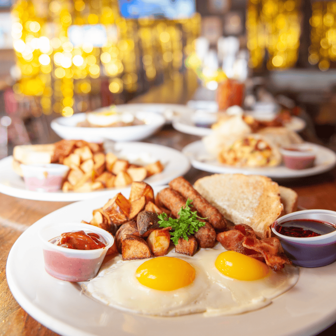 HIGH DIVE BREAKFAST &amp; BRUNCH IS SERVED! COME FUEL UP WITH DELICIOUS EATS, BLOODY MARYS, AND MIMOSAS! 🏈 SEE YOU TODAY AND TOMORROW FOR MORE ACTION! 🙌