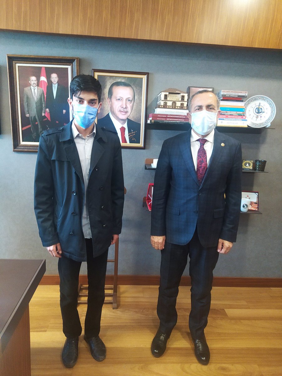 AK Parti Van İl Başkanlığına seçilen Kıymetli Büyüğüm Sn. Abdulahat Arvas ve yönetimini tebrik eder, bu kutlu yolda görevlerinde başarılar dilerim.

<a href="/ArvasAbdulahat/">Abdulahat Arvas</a>