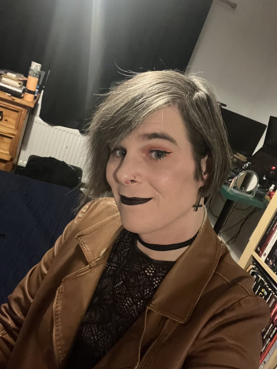 StygianPirouette tweet media