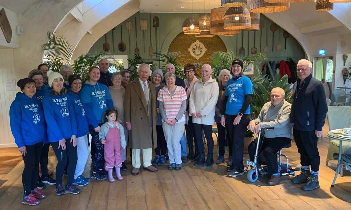 Not every day you get royal approval at parkrun 👑

This morning, His Majesty The King joined Sandringham parkrunners in the cafe to offer his congratulations, including to the Sandringham 5k Your Way group as they marked their one-year anniversary.

🌳 #loveparkrun