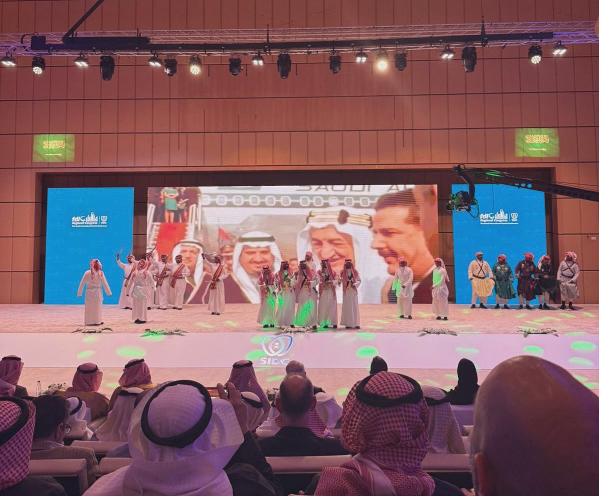KadiDeIb's tweet photo. “Honored to be a part of the SIDC Conference organization for the second time.

تجربة غنية بالمعلومات القيمة ولقاءات مثمرة مع شخصيات رائعة في مجال طب الأسنان! ✨

#SIDC2025 https://t.co/mTtl1cUpvD