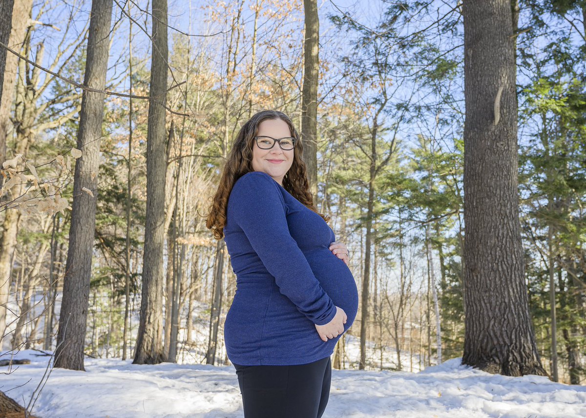 evioloo's tweet image. Winter wonderland ❄️🤍 

Joy and André’s maternity 🤍 

instagram.com/erikaviolophot…

#photography #photographer #maternityphotography #maternityshoot #maternityphotoshoot #maternity #maternitypictures #babybump #couple #expecting #baby #nikon #nikonz6 #adobe #adobelightroomcc