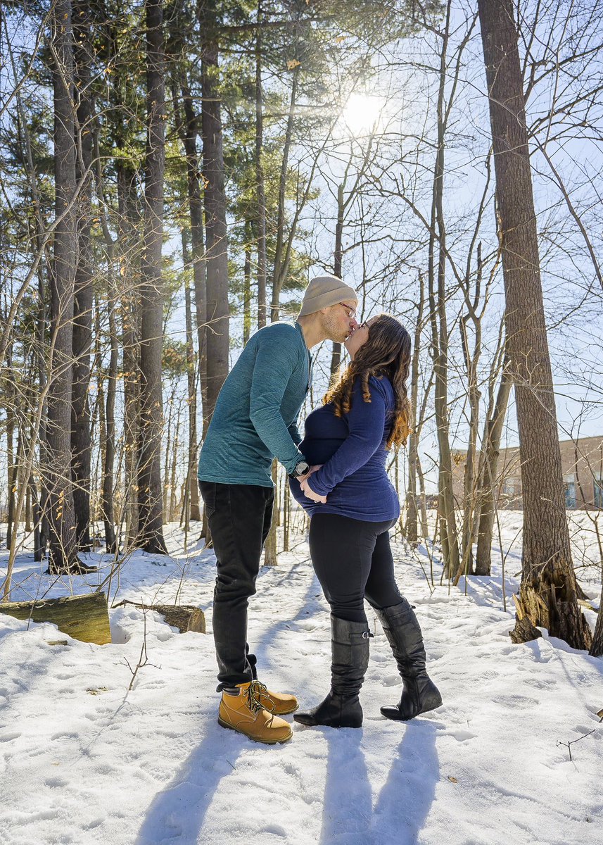 evioloo's tweet image. Winter wonderland ❄️🤍 

Joy and André’s maternity 🤍 

instagram.com/erikaviolophot…

#photography #photographer #maternityphotography #maternityshoot #maternityphotoshoot #maternity #maternitypictures #babybump #couple #expecting #baby #nikon #nikonz6 #adobe #adobelightroomcc