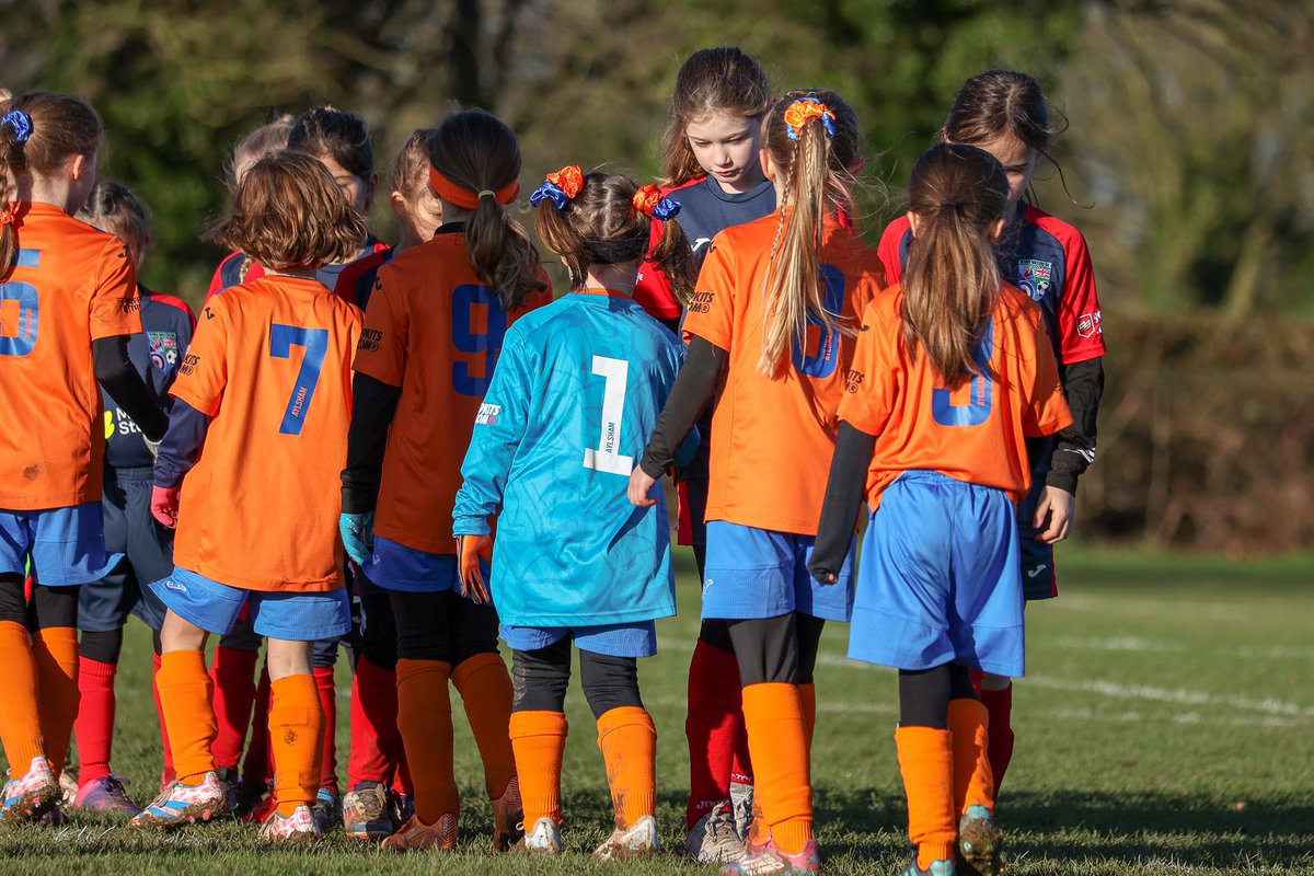💙🧡A fantastic game today for the U8 Bluebirds. Looks like you all worked really hard as a team. 👏👏
Thanks to <a href="/shayporteruk/">Shay Porter</a> for taking these amazing photos of the match 📸🧡💙