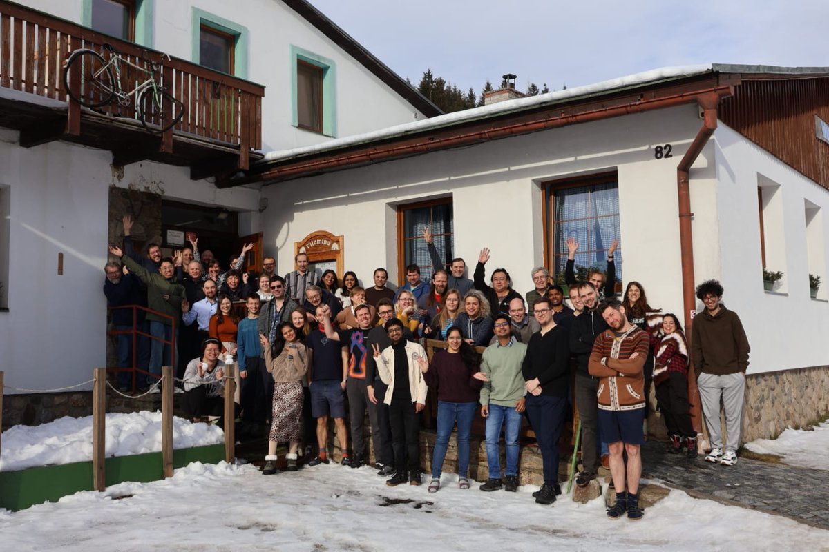 Katedra fyziky povrchů a plazmatu MFF UK tweet media