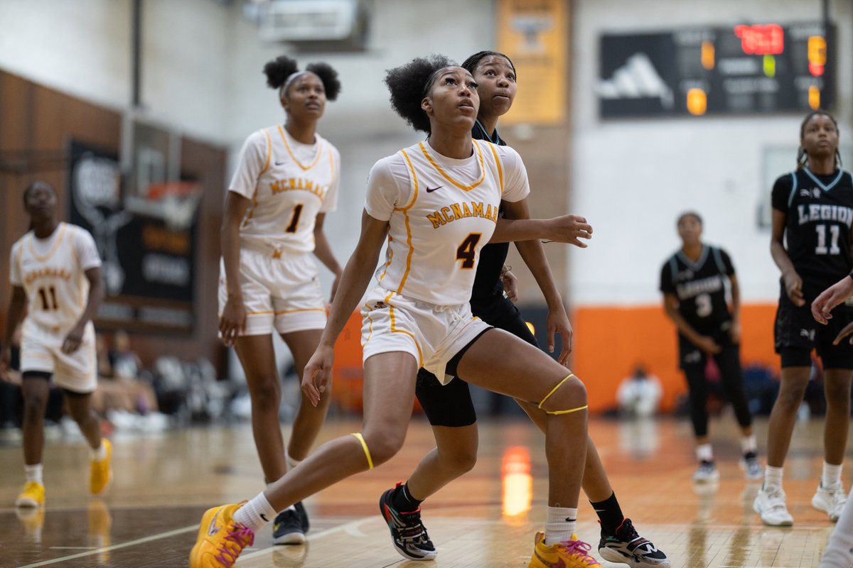 MeccaShowcase's tweet image. With a 67-39 final score, @BMacLadyHoops defeats @LegionGHoops here at the 2025 #MeccaShowcase.