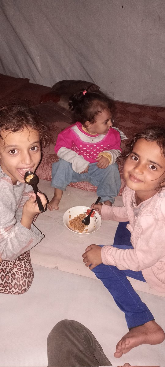 EleenSharaf's tweet photo. Kids need  help‼️

Kids need  help‼️

I'm embarrassed to say this but my kids are without food I'm asking for help to provide it
I'm sorry but I need ur help pls😭
🔗https://t.co/F5w7AAO2cB https://t.co/rFuI6AZ8kL