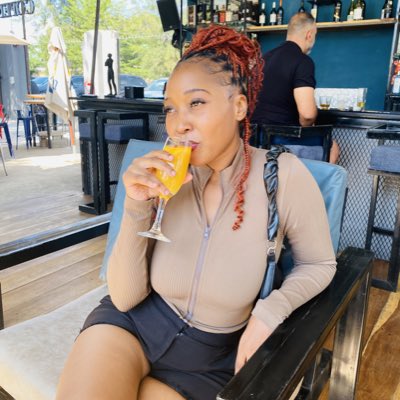 miss_cutiesavy's tweet photo. #NewProfilePic https://t.co/r0gDnbM0SE