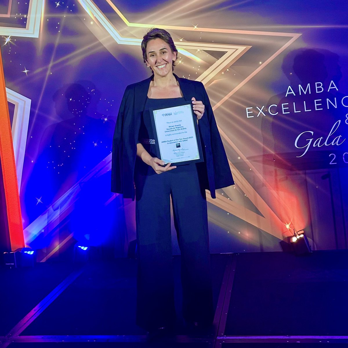 🎓 Mención Especial en los AMBA Student of the Year Awards 2025 🌟