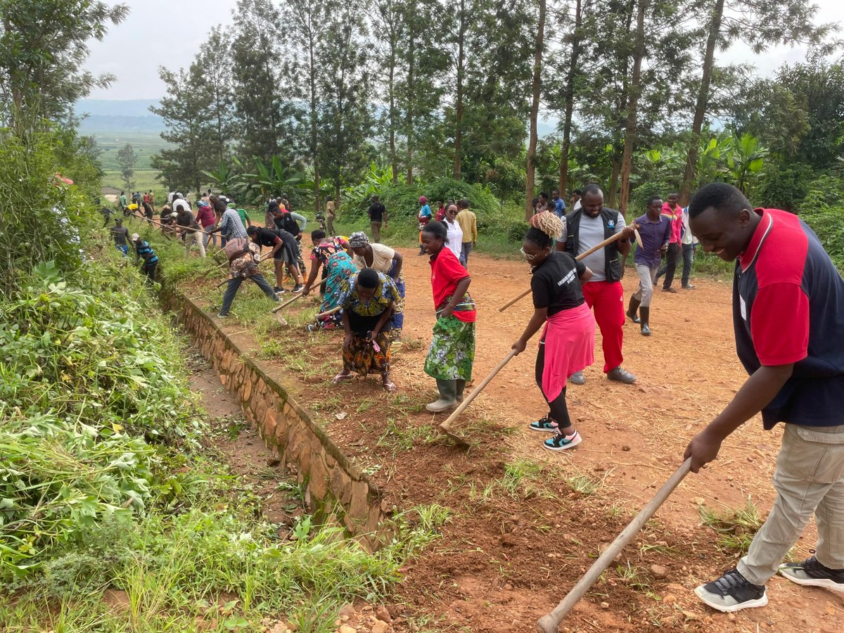 RwandaNGOForum's tweet photo. 🚨World NTD Day Preparations in @BugeseraDistr!

As we gear up for the National Celebration of World NTD Day on January 30th, 2025, the excitement is already building in @BugeseraDistr.  This morning, the @RwandaNGOForum team joined hands with the communities of @MwogoBugesera and @SectorJuru for the monthly community work—#UMUGANDA.

The focus of today's #UMUGANDA was twofold:

✅ Site preparation: ensuring the venue for the #WorldNTDDay celebrations (Rurambi Marshland) is ready to welcome everyone.
✅ Community mobilization: rallying residents and the entire community to participate in the upcoming #WorldNTDDay, a day of action and awareness.

During this activity, the @RwandaNGOForum team held meaningful discussions with local authorities, cooperative leaders, and rice farmers. Together, we explored ways to amplify mobilization efforts through community gatherings and existing networks, ensuring that no one is left behind in the fight against neglected tropical diseases (#NTDs).

With collaboration, partnership, and determination, we are setting the stage for a truly impactful #WorldNTDDay celebration. Let’s join forces to take action, inspire change, and #BeatNTDs for good.

Mark your calendars and be part of the movement. Together, we can #InvestInNTDs, #UniteActEliminate, and advance a #OneHealth approach to #EndNTDs.

@RwandaHealth @RBCRwanda @TheENDFund @WHORwanda @RwandaLocalGov @RwandaAgri @Uni_Rwanda @unicefrw @EnabelinRwanda @Rwanda_Child @WateraidRwanda @MoveUpGlobal @unlimit_health @UKCoalitionNTDs @NTDResearch @ESPEN_Juma @nsanzimanasabin @noellabigirim @eRemera @DMbituyumuremyi @jlmangara @semakulam @BrianChirombo @DMbituyumuremyi @EugeneRuberanz2 @Knooliet @LadislasN @jboscombonigaba @NathanHitiyarem @BertrandByishim