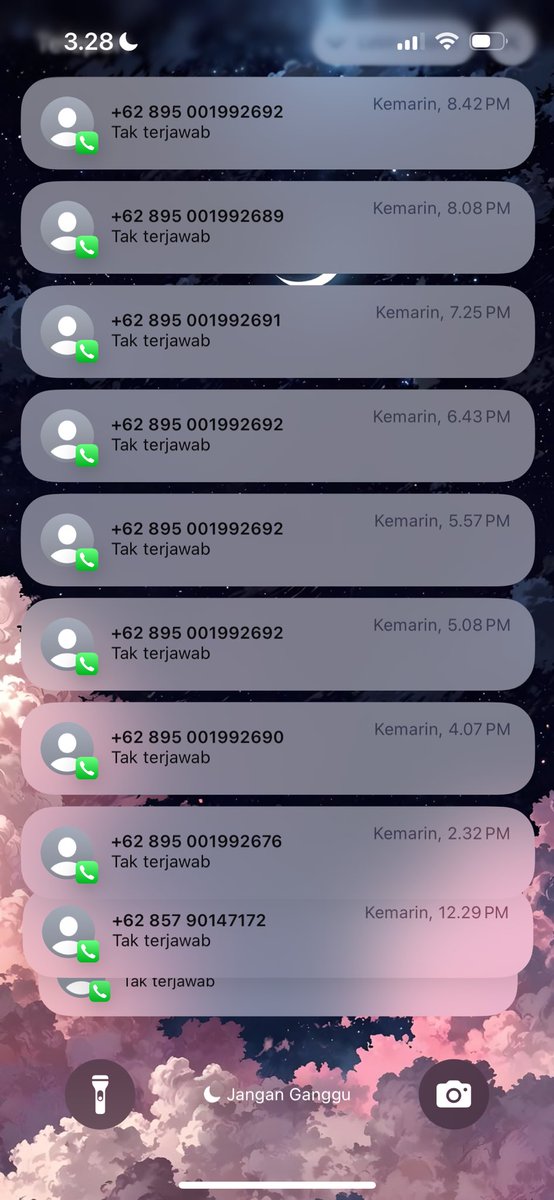 _malaxi's tweet photo. @Telkomsel tolong ya ini apa data kita tersebar? makanya banyak spam telpon ga jelas kaya gini, ngga di nomerku aja beberapa user tsel ngalamin kaya gini. Stelah di gtc itu nomer penipu semua https://t.co/yE4e8HVxFv