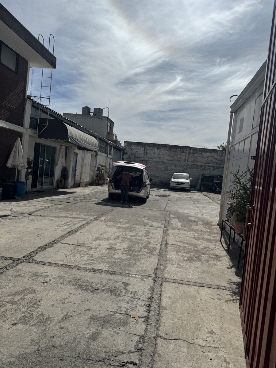 Antonio Navarrete, Abogado UNAM . tweet media