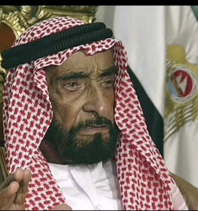 ملامح ابونا #زايد ليست مجرد تفاصيل وجه،بل فصول من تاريخ أمة
عيناه.. نافذتان إلى حكمة أبدية
تجاعيد وجهه.. توقيع قائد صنع مجداً يتحدث به العالم 🗺️ 
وصمته.. هيبة تُنطق القلوب

زايد، ملامحك ليست صورة، بل وطن يسكننا 
رحمك الله ابونا زايد 🤍